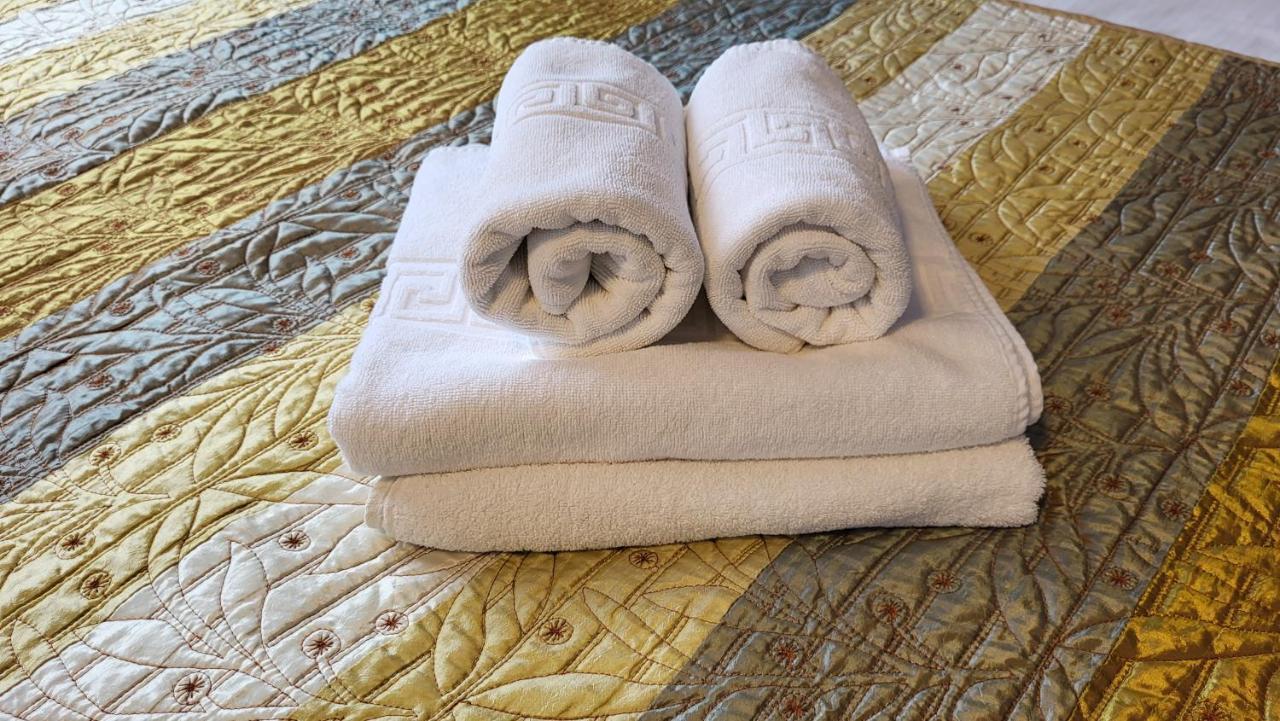 Boutique Global Aparthotel Brasov Bagian luar foto