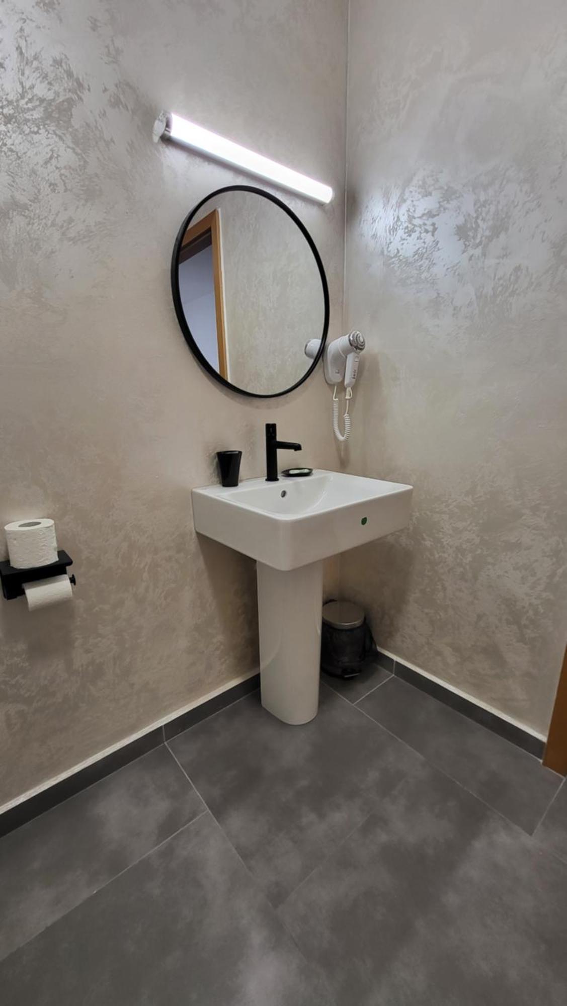 Boutique Global Aparthotel Brasov Bagian luar foto
